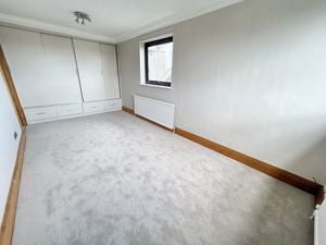 Bedroom- click for photo gallery